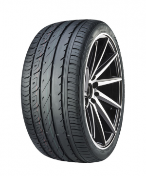 225/40R18 Comforser CF700